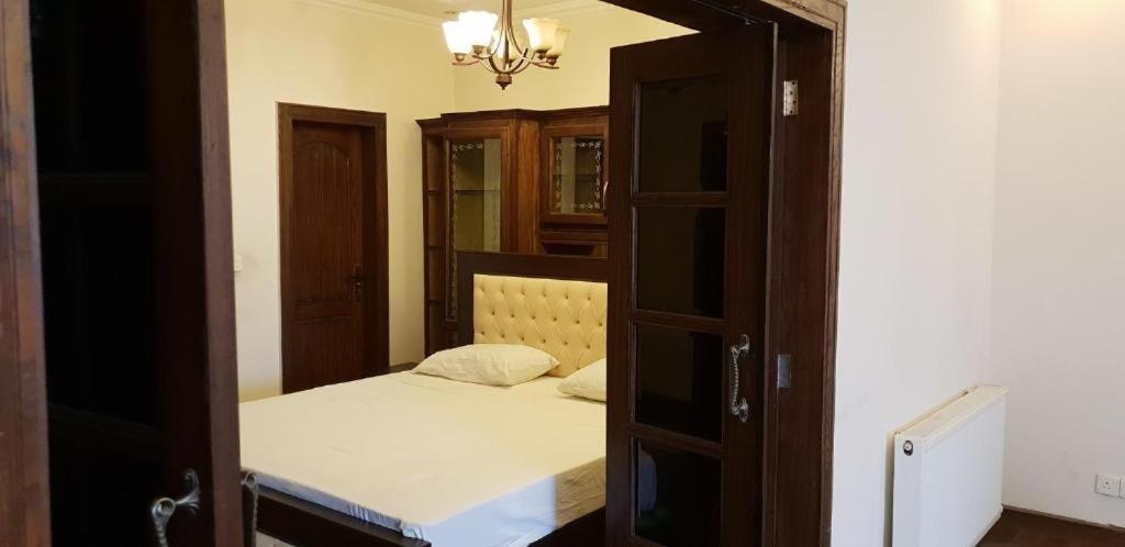 Reina Boutique Hotel - G9 Iszlámábád Kültér fotó