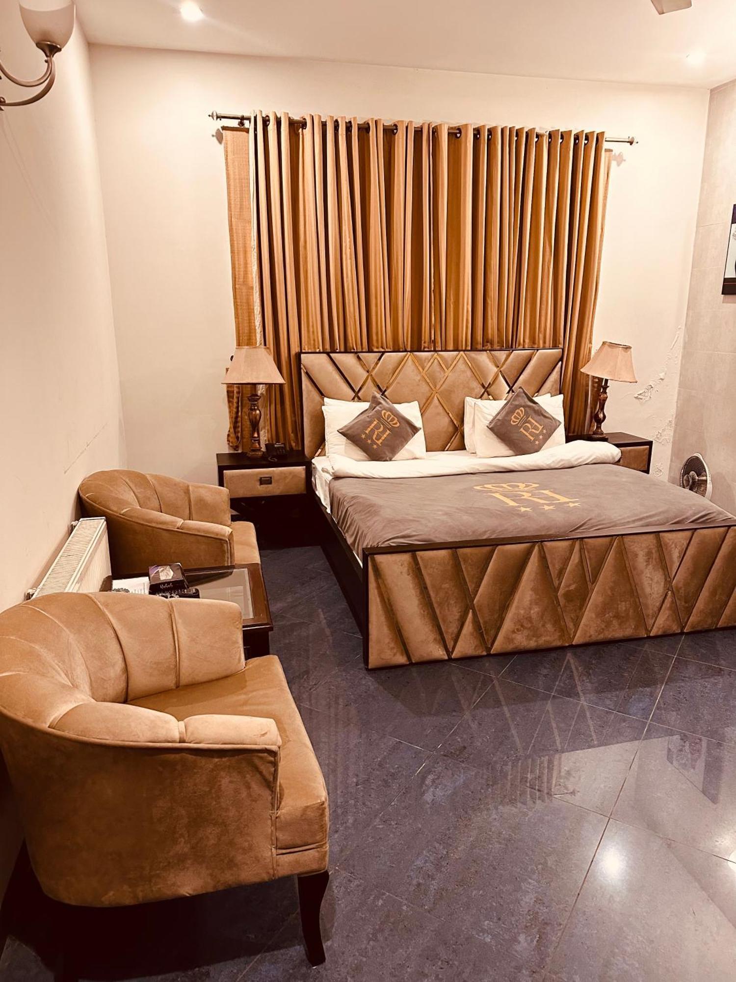 Reina Boutique Hotel - G9 Iszlámábád Kültér fotó