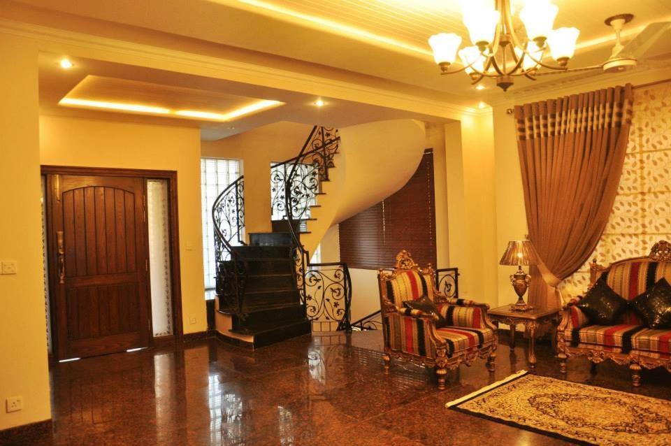 Reina Boutique Hotel - G9 Iszlámábád Kültér fotó